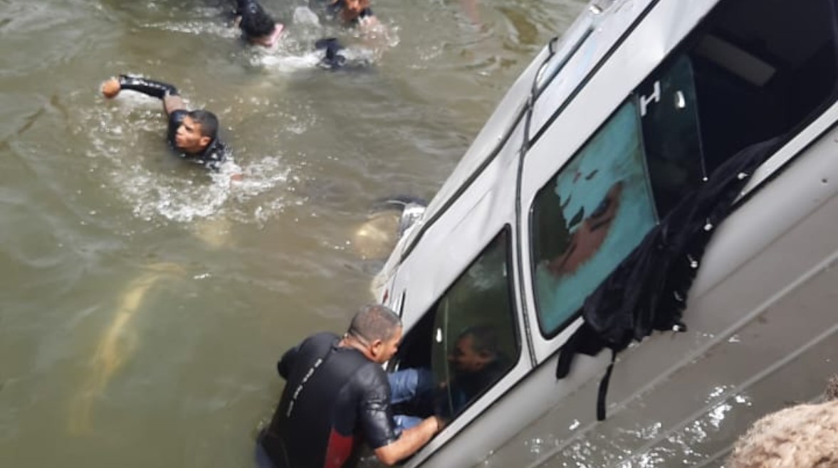 At least 10 killed commuting in unlicensed ferry at deadly Mansheyet al-Qanater crossing