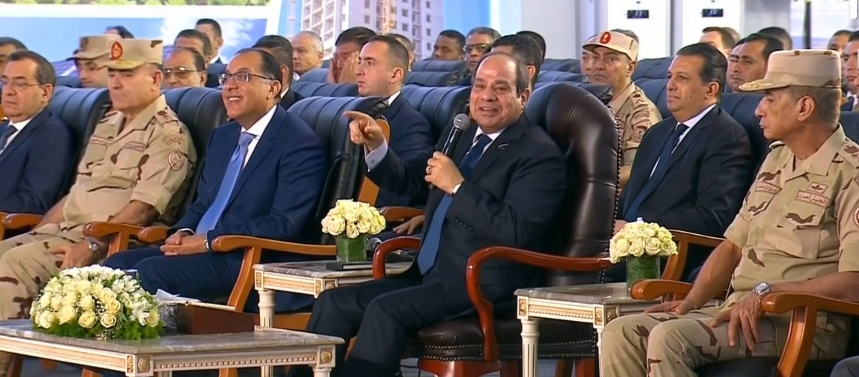 السيسي عن «مستقبل مصر»: «يتعمل في 200 سنة.. أنا باعمله في تلات أربع سنين» | «أمن الدولة» تحبس طالبين 15 يومًا «من أجل فلسطين»