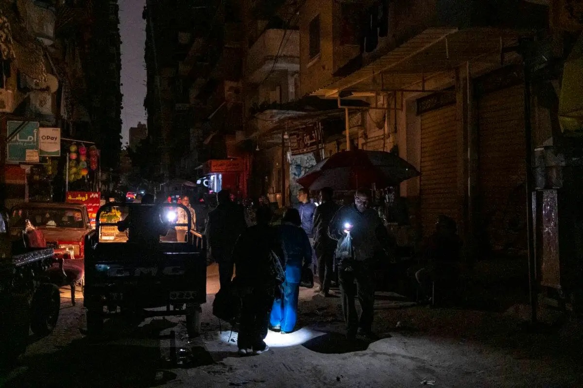 الحكومة: عودة قطع الكهرباء لـ«طبيعته» دون ساعة إضافية | لجنة من «الصحة» لمراجعة أسعار الدواء كل 6 أشهر حسب سعر الصرف