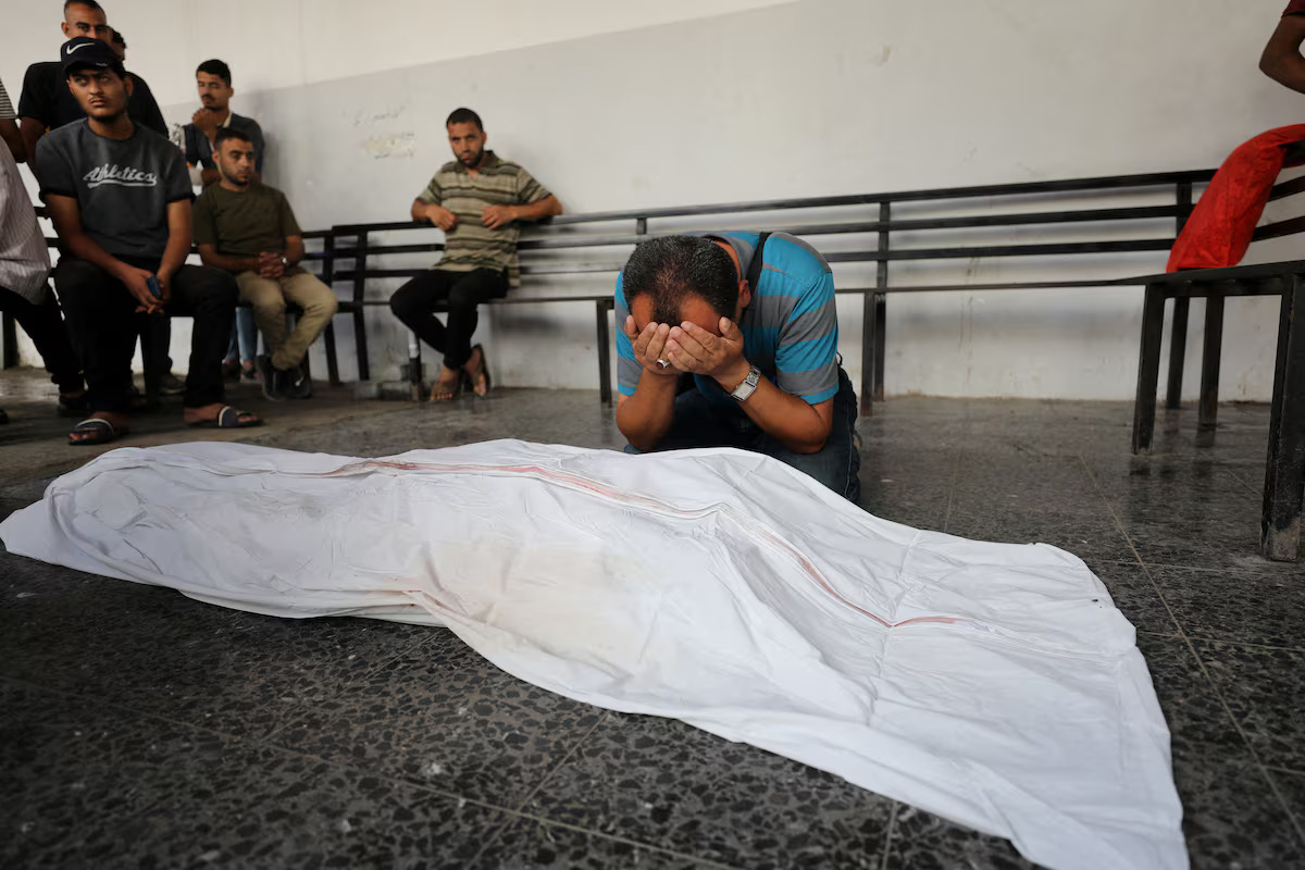 Bodies of 4 Palestinians retrieved near Karam Abu Salem following arrest by Israeli forces