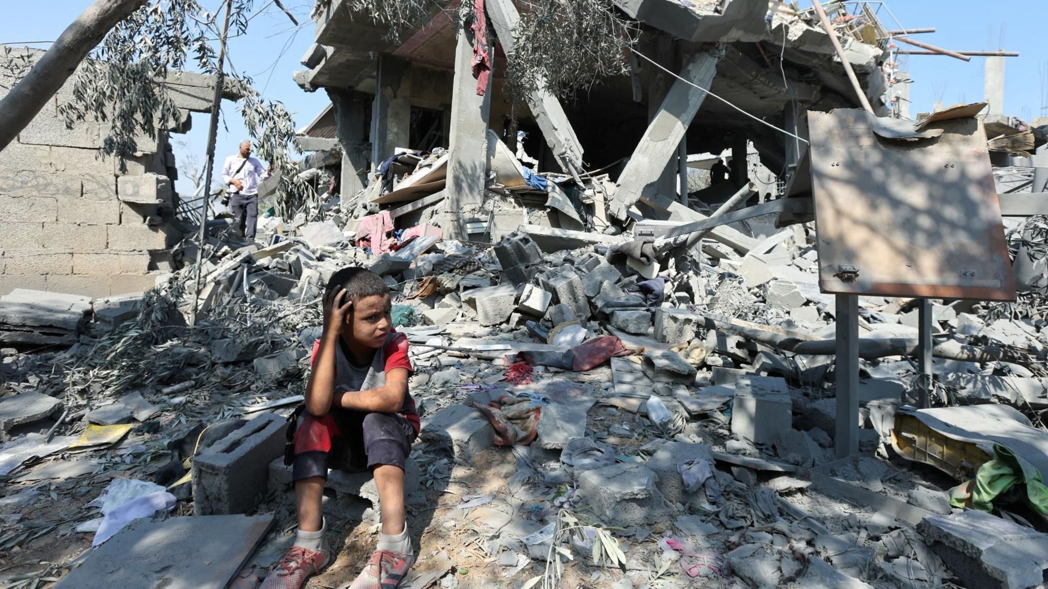 حصيلة القتلى في غزة تلامس 40 ألفًا | الجيش الإسرائيلي: 10 آلاف إصابة جسدية ونفسية منذ «7 أكتوبر»| «سي إن إن»: «حماس» لن تحضر اجتماع الدوحة غدًا