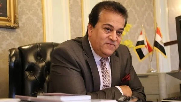 «الصحة» تمنح البنك الأهلي حق تشغيل 300 سرير رعاية مركزة في 5 مستشفيات حكومية 