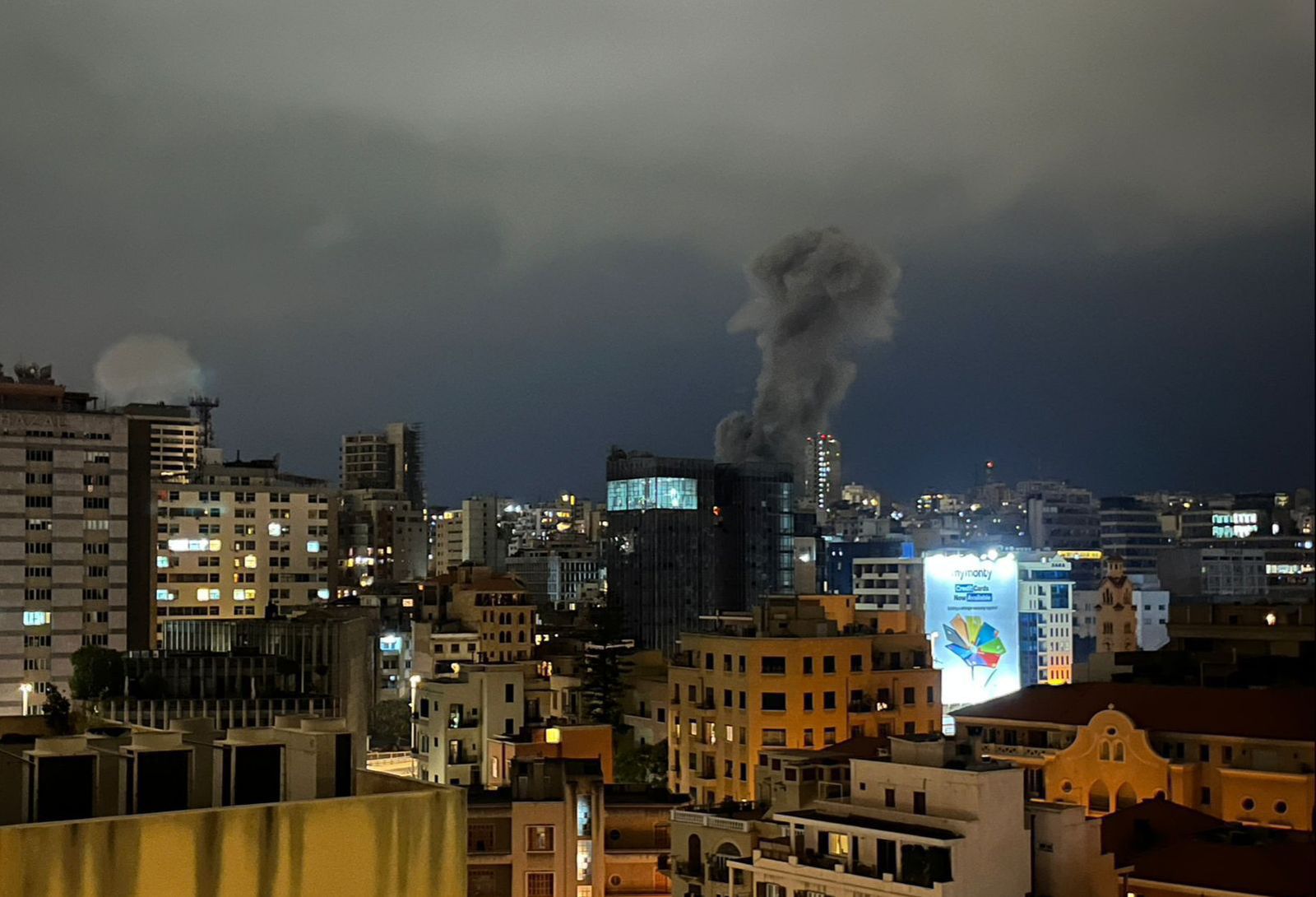 ارتفاع ضحايا غارة على شمال لبنان إلى 23 نازحًا.. واستمرار استهداف العاملين بالقطاع الصحي