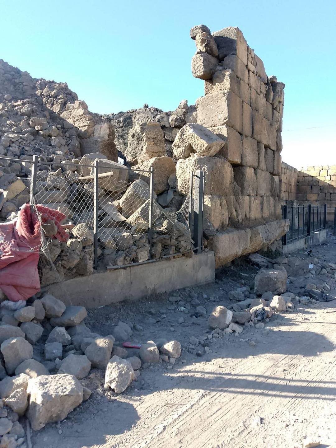 عشرات القتلى في واحد من أعنف أيام حرب إسرائيل على لبنان