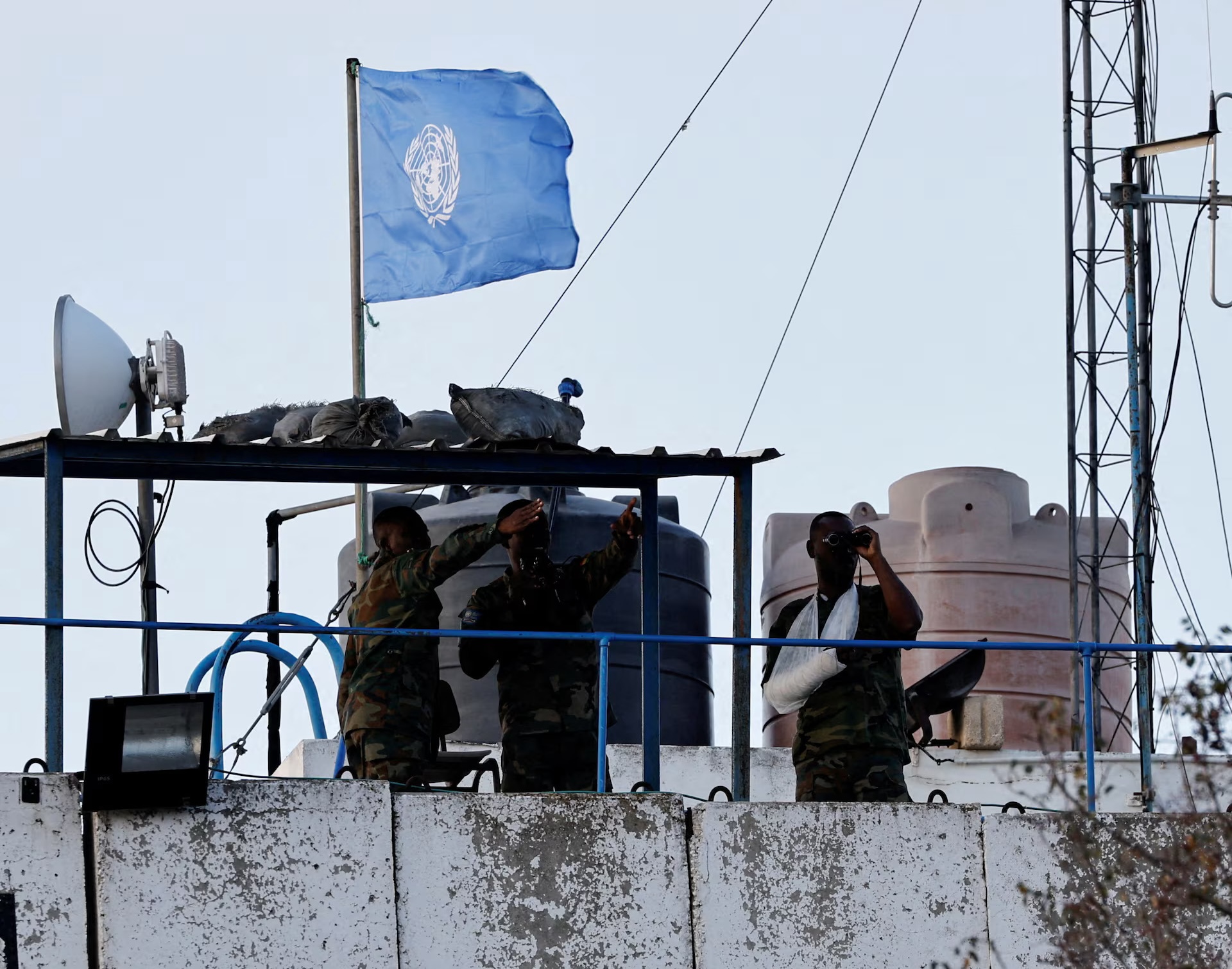 Israel expands evacuation orders to Baalbek, Beqaa | UNIFIL watchtower targeted again | Hezbollah clashes with Israeli forces in Qawzah
