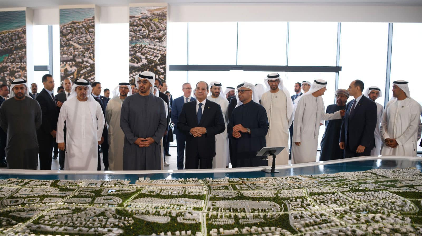 «الإسكان»: بدء تسليم أراضي المرحلة الأولى لمشروع «رأس الحكمة»| بعد شهر فقط من التحسن.. «مديري المشتريات» يعود للانكماش في سبتمبر