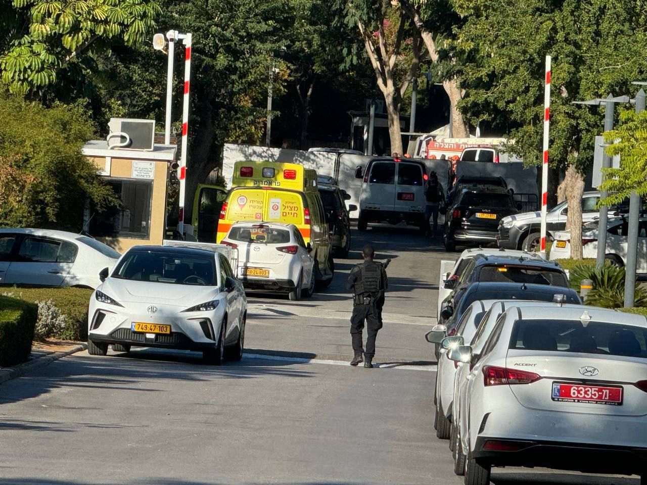 مسيرة تستهدف منزل نتنياهو في قيسارية.. و6 قتلى و87 مصابًا لبنانيًا جراء الغارات الإسرائيلية