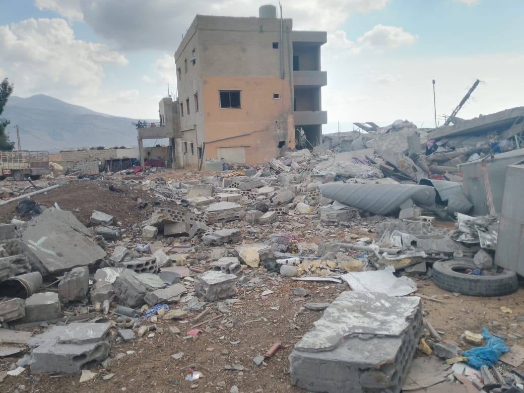 Rescue operations for 20 missing people begin in southern Lebanese town after Israeli withdrawal | Hezbollah fires 35 rockets on northern Israel | Six killed in bombardment of south, Beqaa