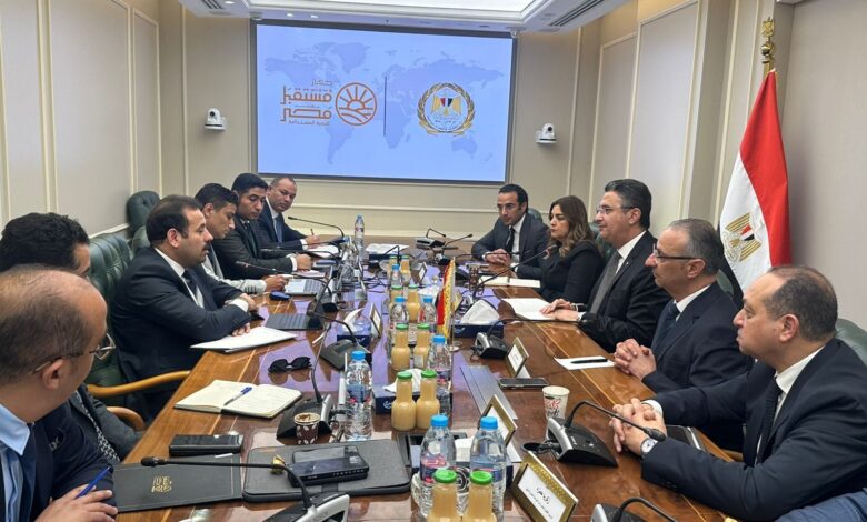 «مستقبل مصر» يناقش مع «التموين» عودة بورصة السلع للعمل | للعام الثاني.. «أبو قرقاص» يتوقف عن إنتاج سكر القصب 