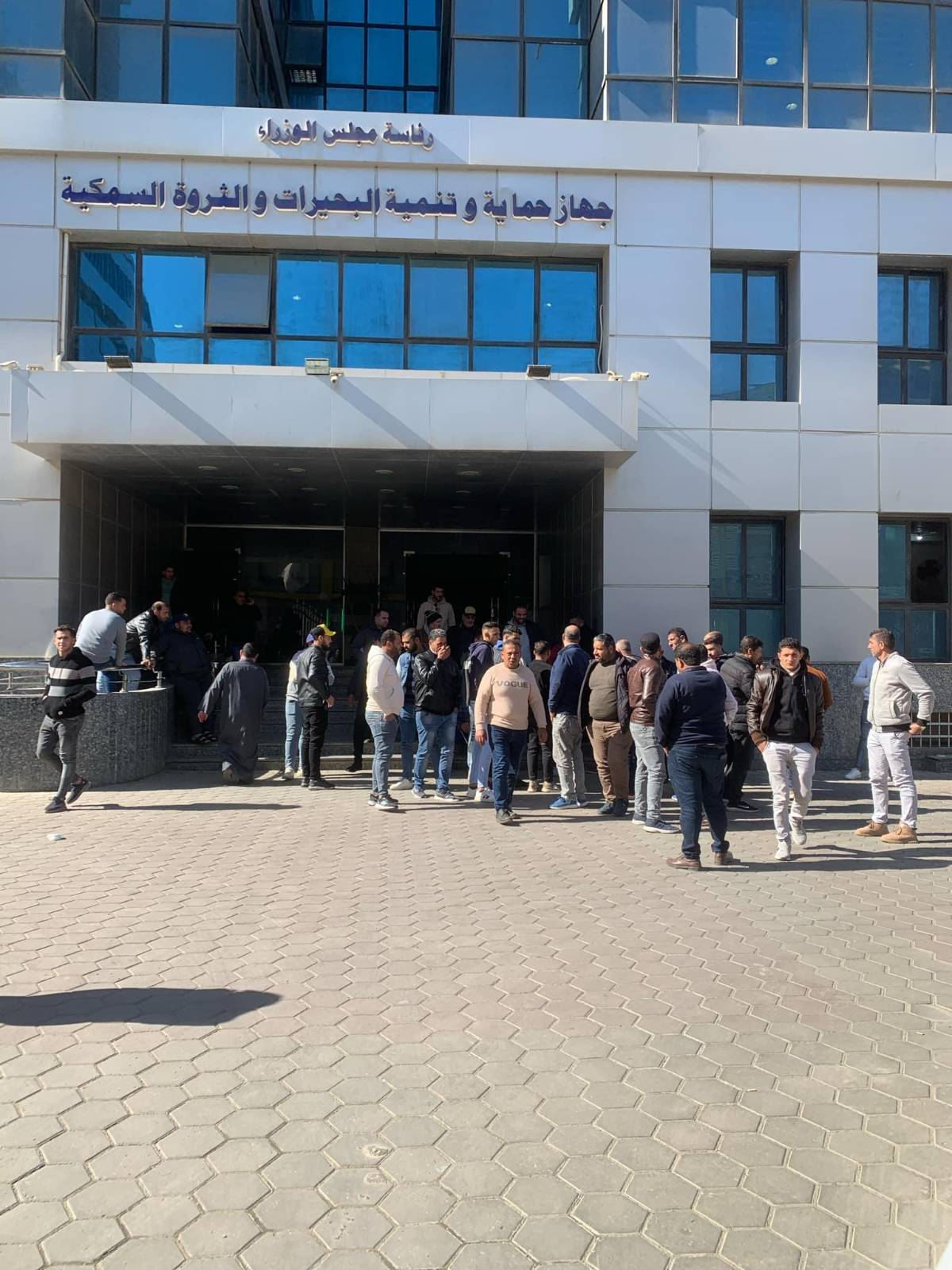 صيادو دمياط في جهاز «الثروة السمكية» للتظلم من حظر الصيد وتضارب القرارات