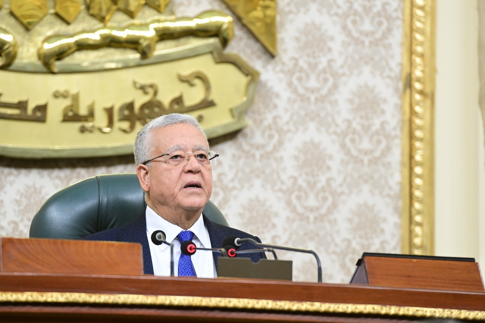 «النواب» يوافق على مجموع مواد «الإجراءات الجنائية» | «النيابة الإدارية» تحيل أخصائي رمد للمحاكمة.. ونقيب الأطباء: «مش خطأ طبي جسيم»