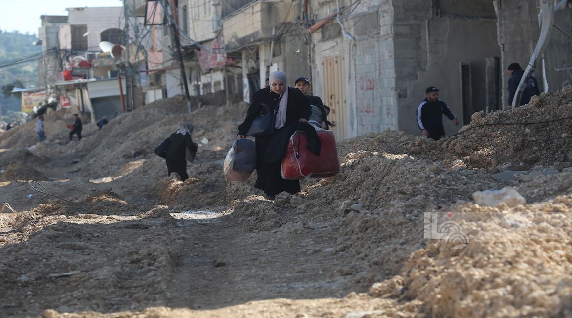 الاحتلال يقتل 14 فلسطينيًا في غزة.. ويعرقل تشغيل آبار رفح | نتنياهو يوجّه باستمرار المفاوضات | تقرير أممي: إسرائيل استخدمت العنف الجنسي كاستراتيجية حرب