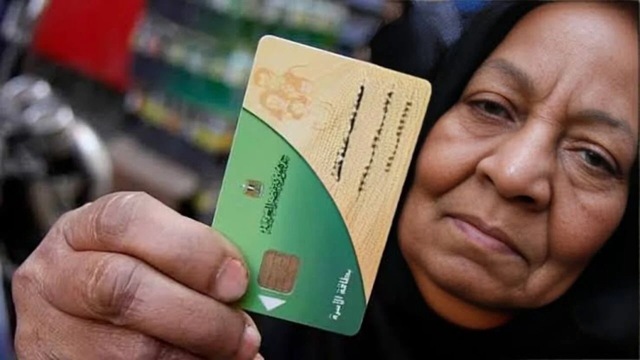 مشادات في المنافذ التموينية بسبب عدم صرف «منحة رمضان».. و«التموين»: مش احنا اللي أصدرنا القرار