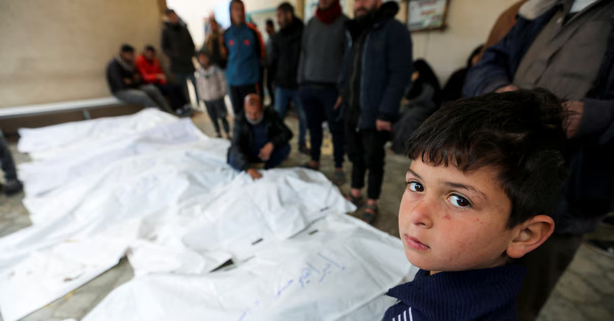 Palestinians in northern Gaza forced to flee renewed Israeli aggression