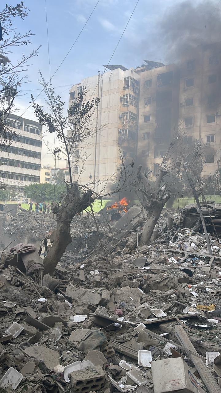 «أونروا» تحذر من تراكم النفايات في القطاع.. وبلدية غزة: ممنوعون من نقلها إلى المكب الرئيسي | إسرائيل تقصف الضاحية الجنوبية لبيروت ردًا على إطلاق صاروخين من جنوب لبنان