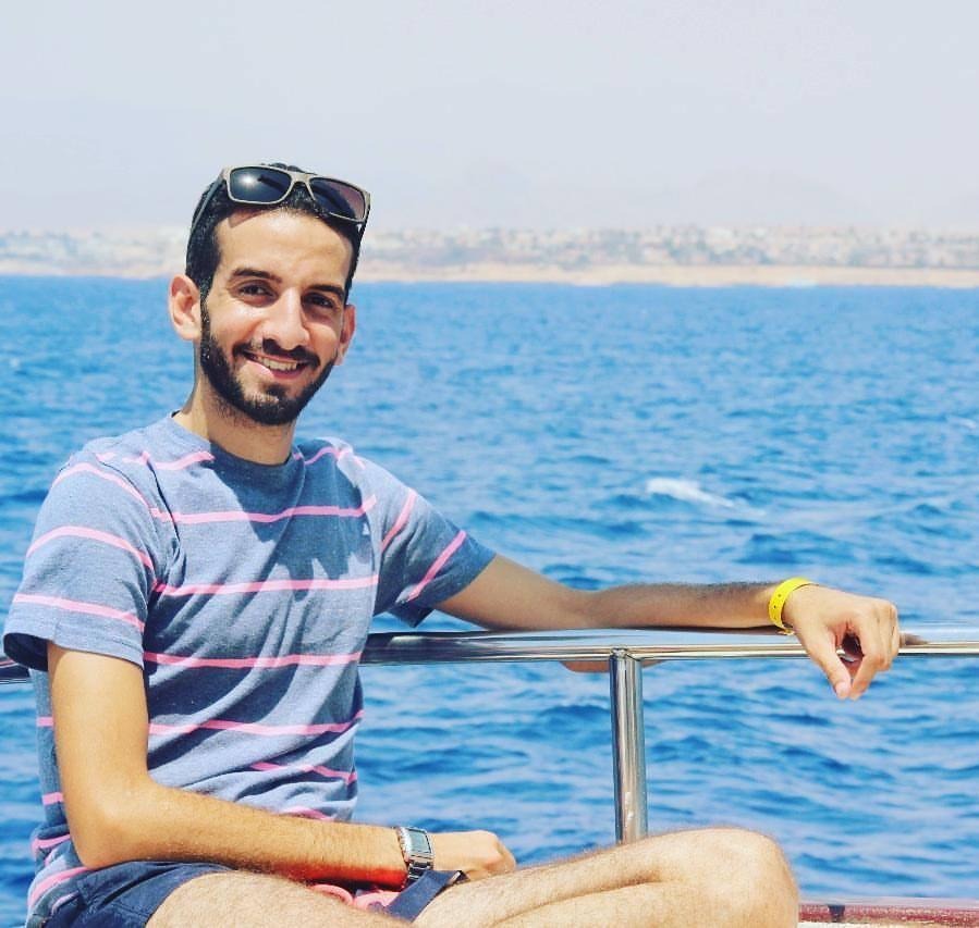 «النواب» يوافق نهائيًا على قانون «مزاولة الصيدلة» | «المبادرة»: معاذ الشرقاوي قد يواجه عقوبات توازي «المؤبد» في 3 قضايا بتهم مكررة