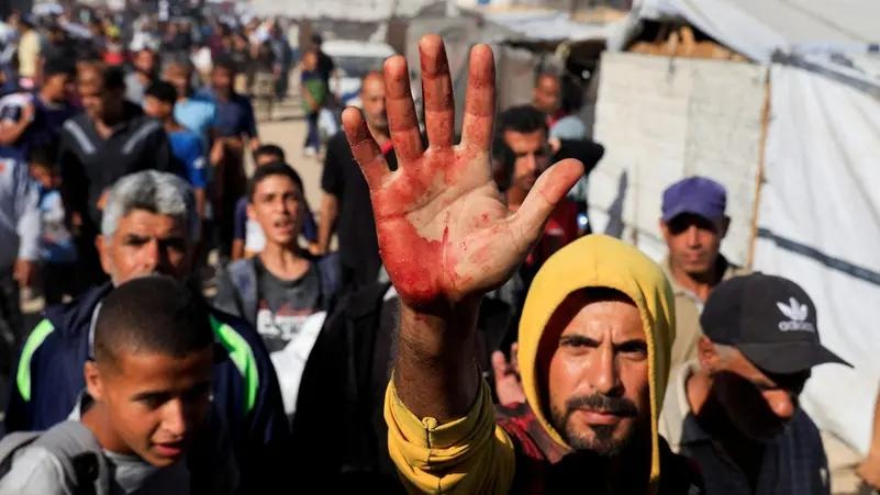 استهدافات جديدة لمنتظري مساعدات «غزة الإنسانية».. و«الصحة»: 274 قتلوا في مناطق توزيع الطعام 