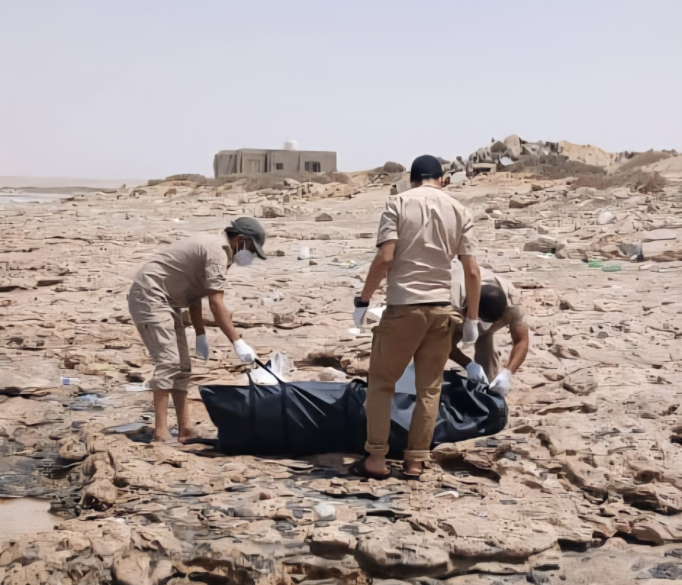 Dozens of Egyptians still missing after migrant boat sinks off Tobruk coast