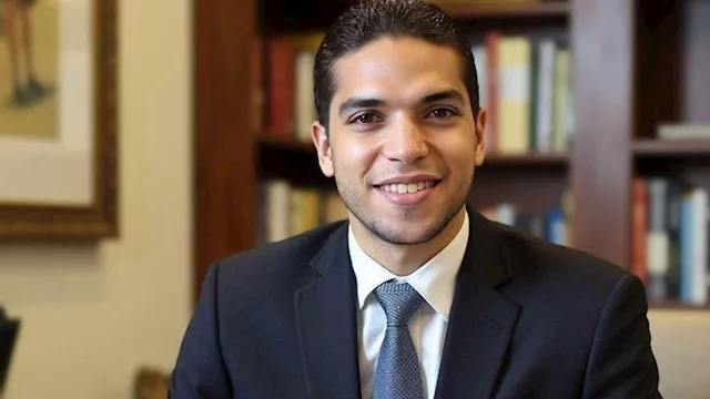 إخلاء سبيل صانع فيديو المتحف المصري الكبير.. ومحاميه ينفي تنازل «السياحة» عن البلاغ ضده