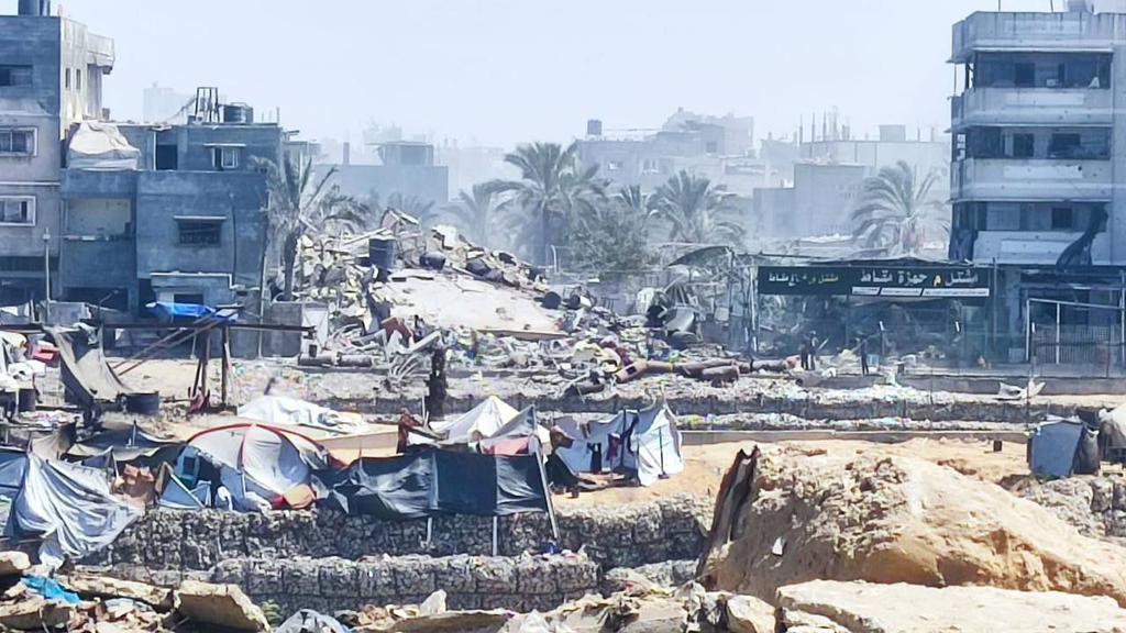 الجوع يفتك بـ10 خلال 24 ساعة.. و«عربات جدعون 2» تدمر منازلًا في أطراف «غزة» وتشرّد أصحابها 