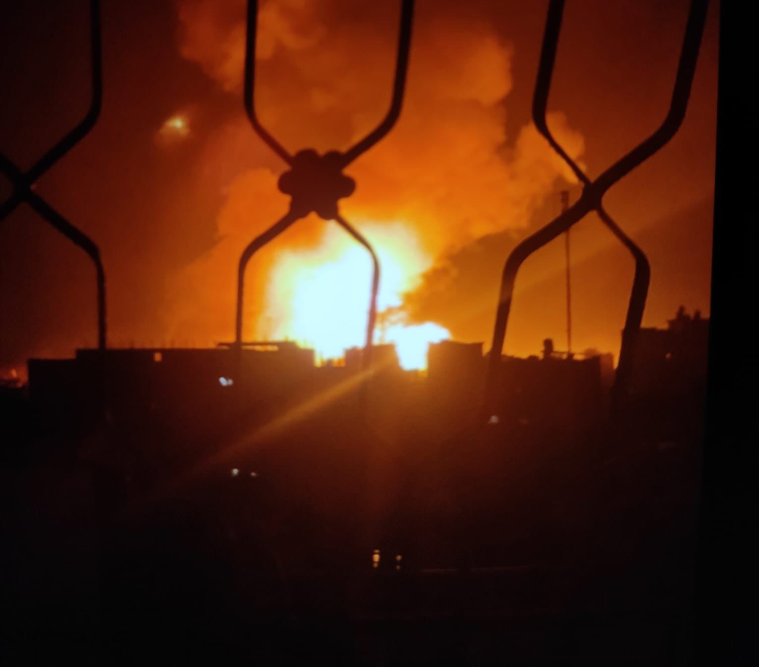 Israeli tanks advance to northern Gaza City after Netanyahu approves takeover