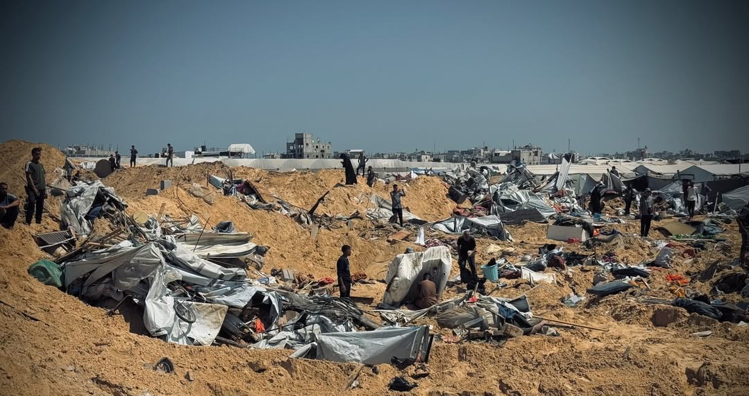 «مايكروسوفت» عاونت إسرائيل في مراقبة وتخزين كل مكالمات الفلسطينيين | تجريف الأرض الزراعية في غزة يفاقم المجاعة