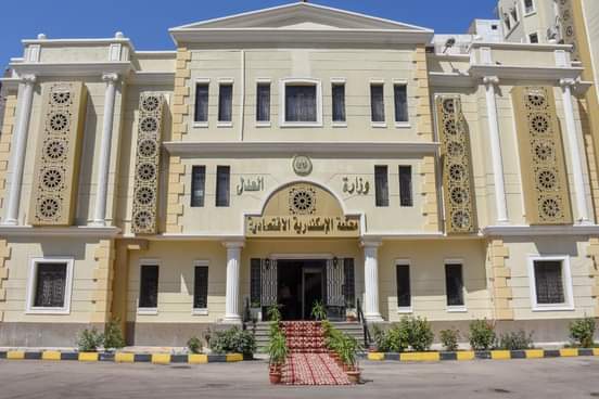 حبس مروة يسري المعروفة بـ«ابنة مبارك» سنتين