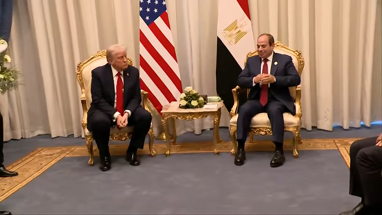 السيسي يطالب ترامب بتثبيت وقف إطلاق النار.. والرئيس الأمريكي: أود انضمامك لمجلس إدارة غزة