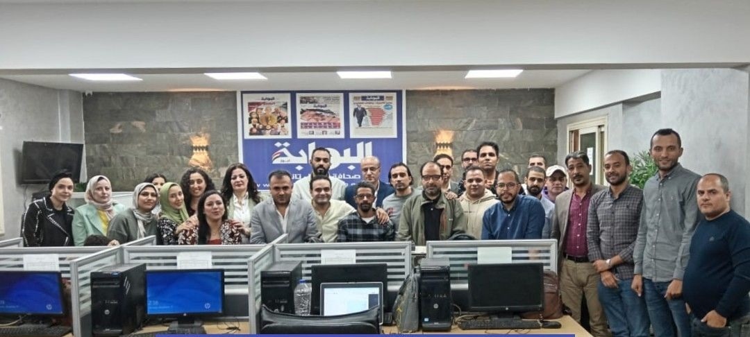 «حريات الصحفيين» تتضامن مع معتصمي «البوابة».. و«العمل» تمهل الإدارة 10 أيام لتطبيق «الأدنى للأجور»