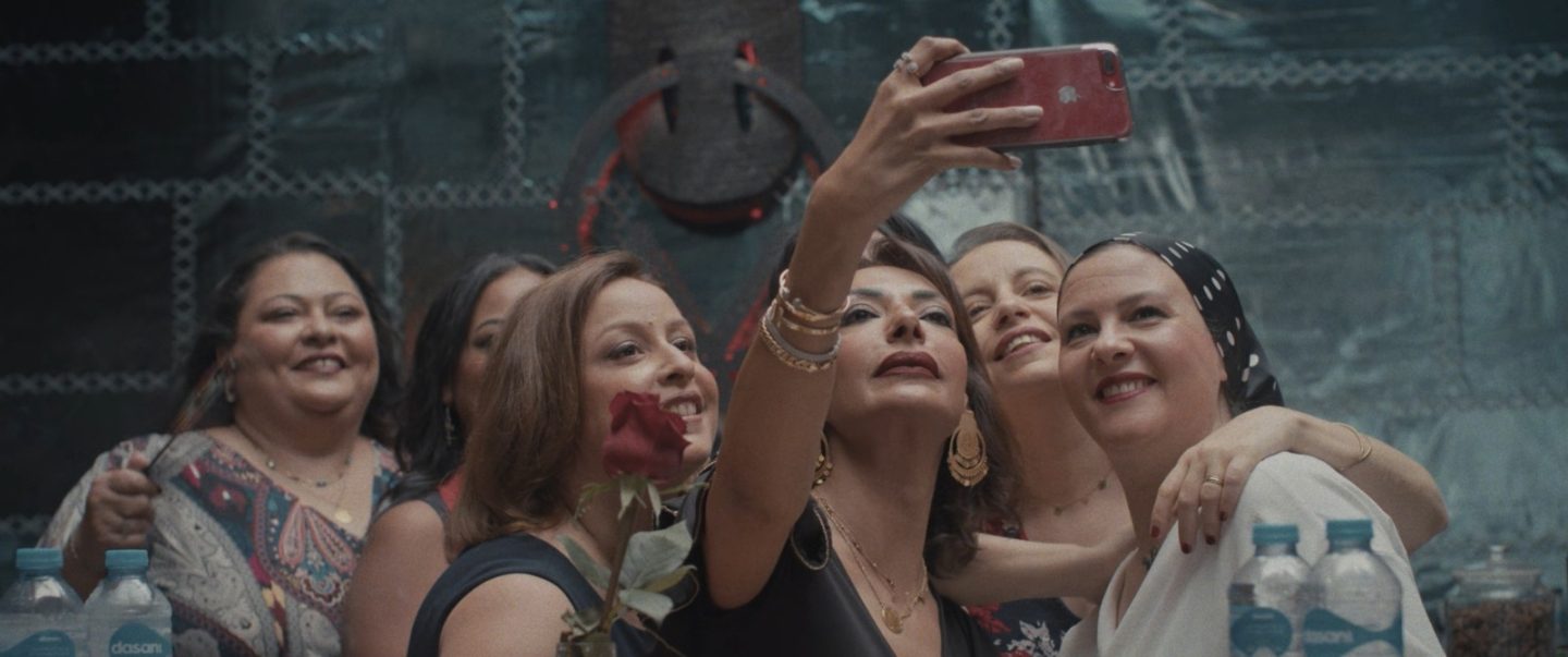 «دخل الربيع يضحك»: أن تكسر عفوية النساء قواعد السينما الاحترافية