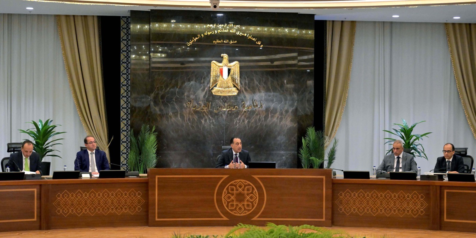 مدبولي ينفي نية الحكومة زيادة أسعار الكهرباء.. ويرجع ارتفاع الدين الخارجي لسعر الدولار