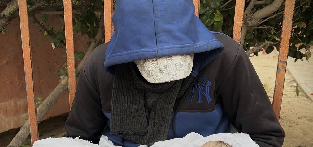 وفيات البرد مستمرة بين أطفال القطاع.. وإصابة فلسطيني بنيران مسيرة إسرائيلية في شرق غزة