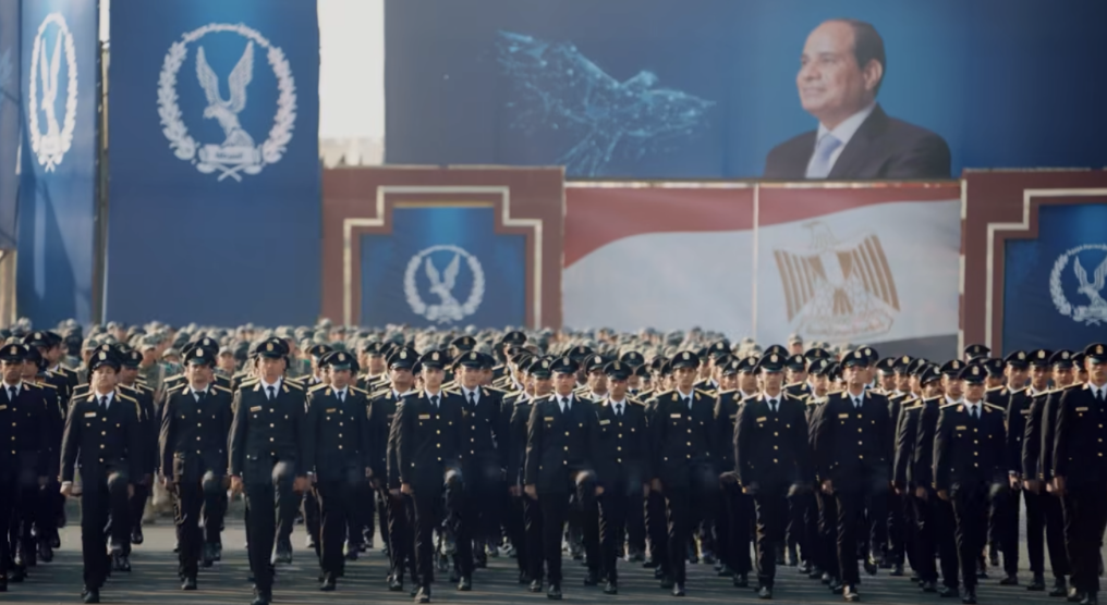 «كل ما تهل البشاير ♫ من يناير كل عام ♪»