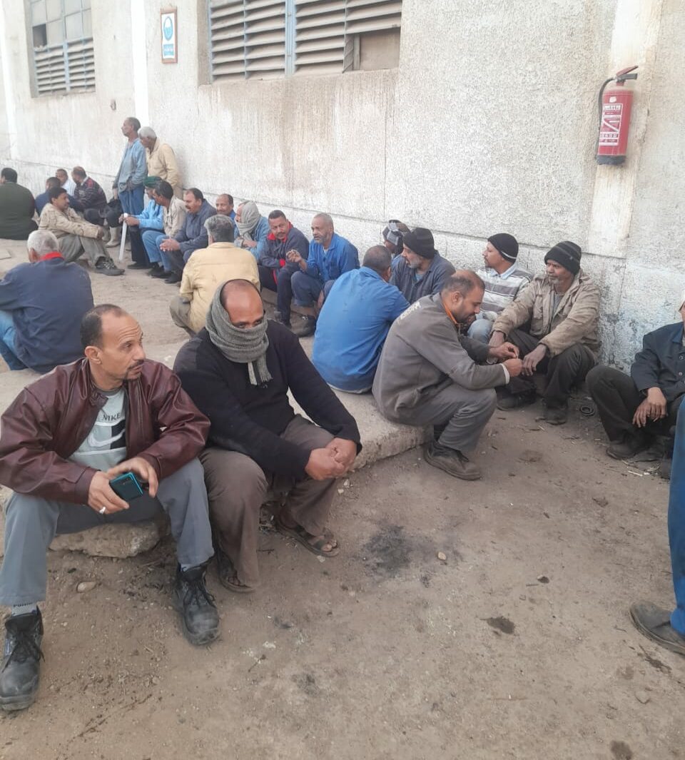 مصادر عمالية: «عمومية السكر» وافقت على قرارات «التموين».. والاحتجاجات مستمرة حتى تحقيق المطالب