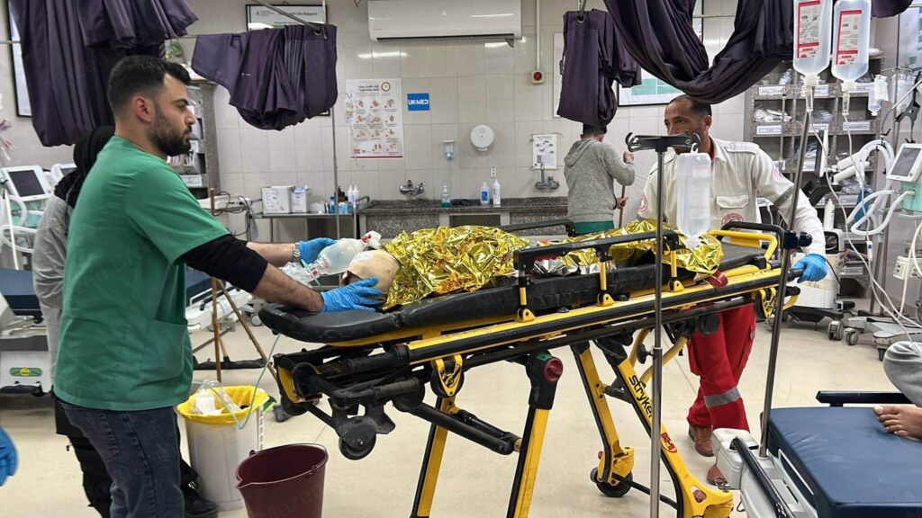 إسرائيل تقتل 5 فلسطينيين في وسط القطاع وجنوبه.. وملادينوف: الوسطاء قدموا للفصائل إطارًا لنزع سلاحها