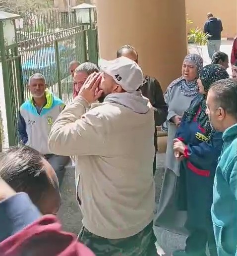 لليوم الثاني.. وقفة احتجاجية لعمال «الأكاديمية الحديثة» للمطالبة بـ«الأدنى للأجور» والعلاوات