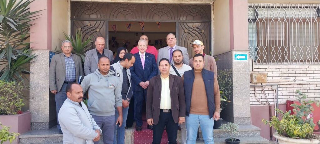 محصلو «مياه قها» يعلقون احتجاجهم بعد موافقة الإدارة على صرف أرباح